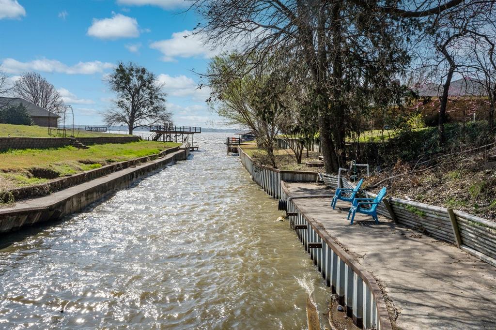 18341 Shore Drive Property Photo 1
