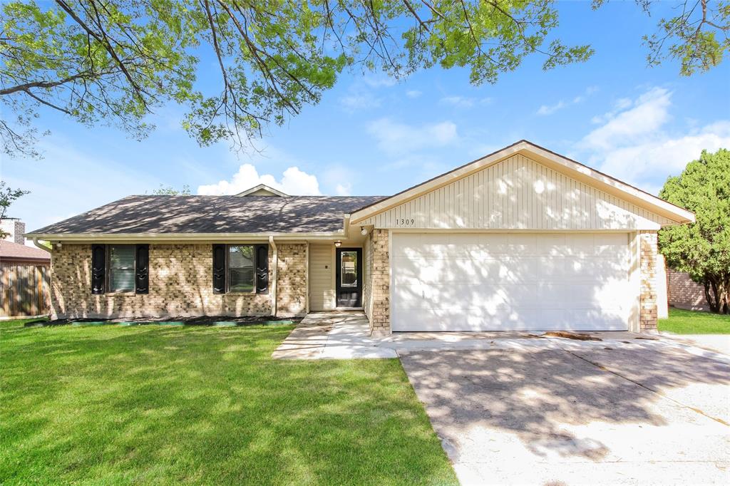 1309 Wisteria Way Property Photo