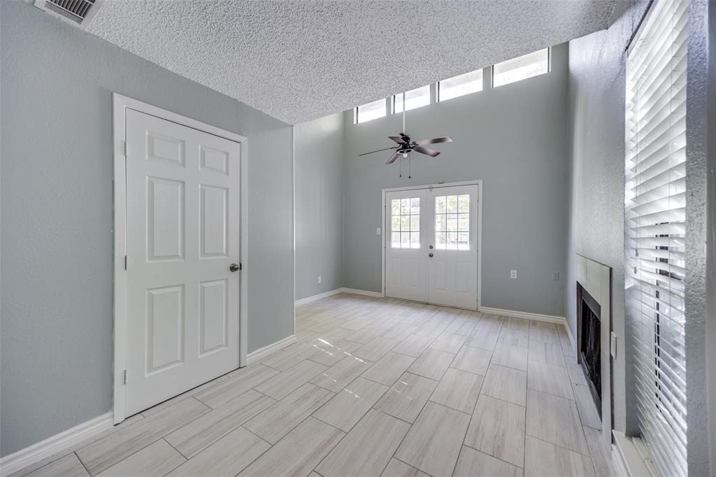 9607 Walnut Street Property Photo
