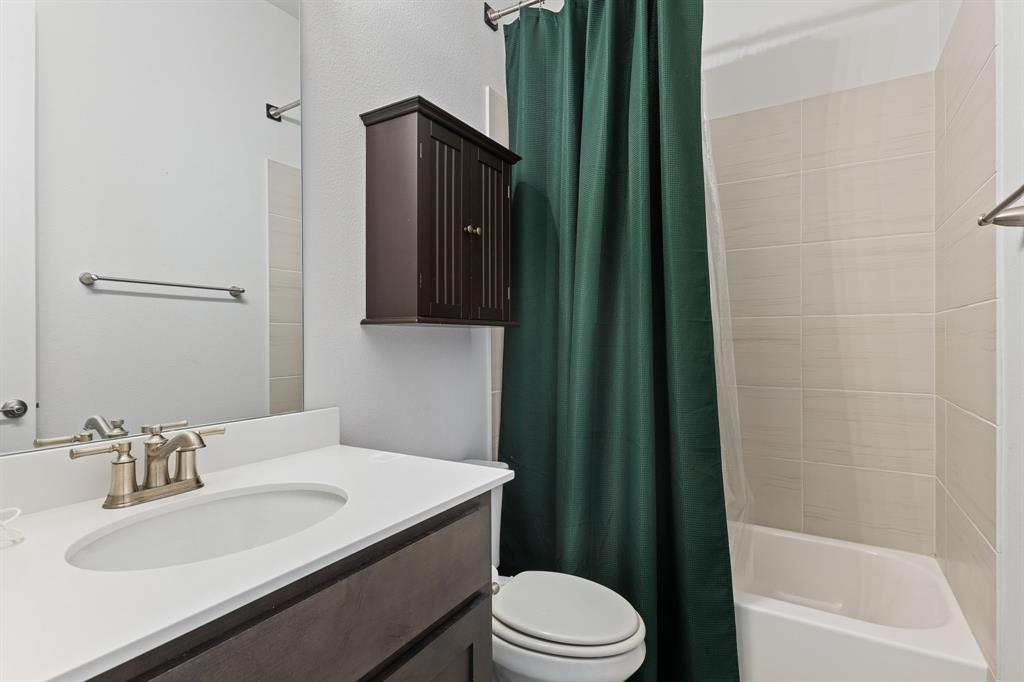 917 Amber Knoll Drive Property Photo 37