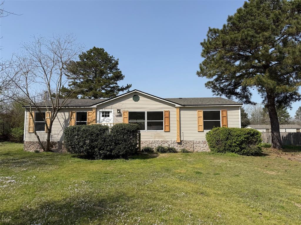 5577 Crystal Drive Property Photo