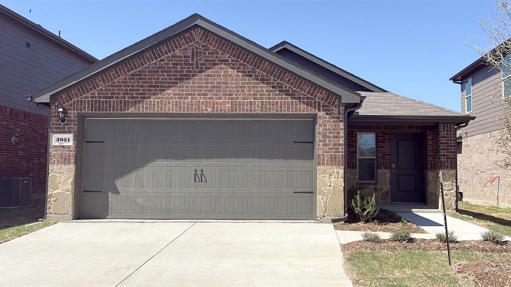 2021 Crested Jay Drive Property Photo