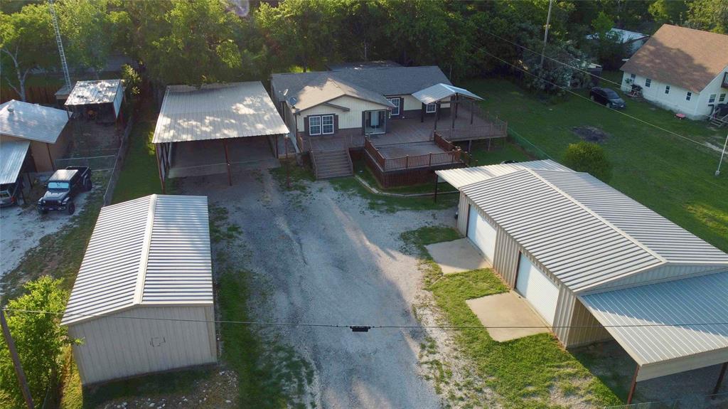 324 County Road 1768 Property Photo