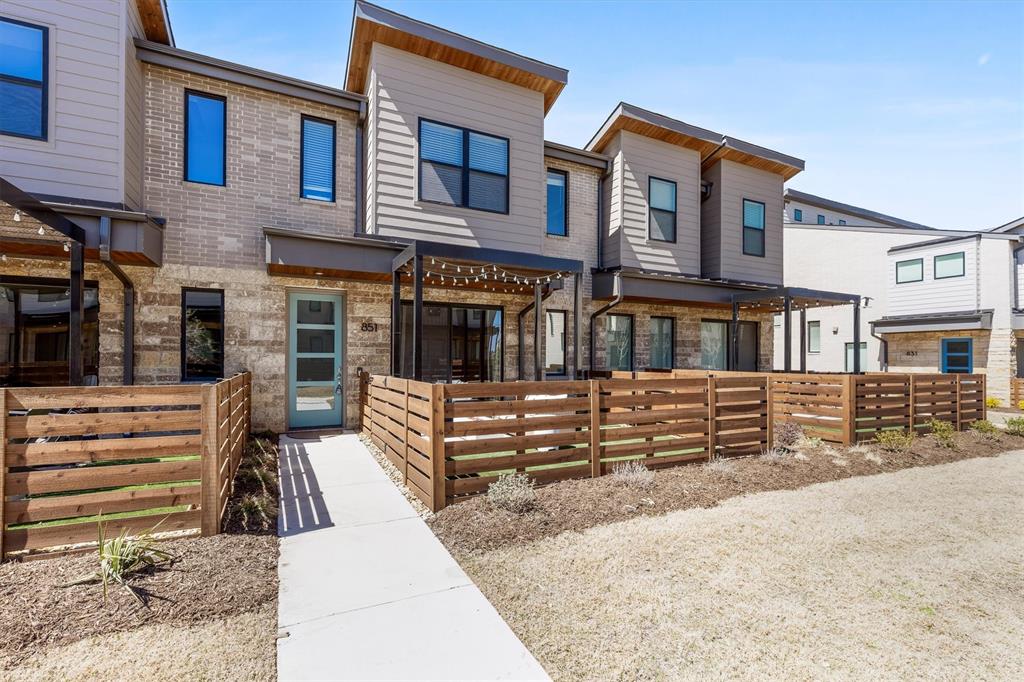 851 Cavitt Court Property Photo