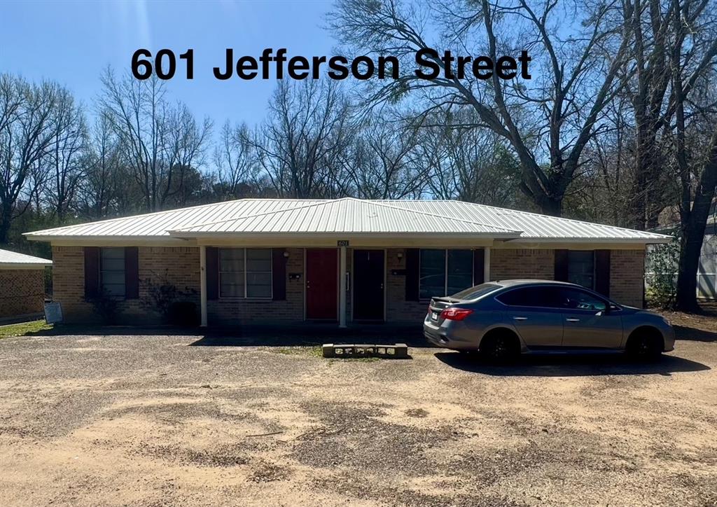 601 Jefferson Street Property Photo
