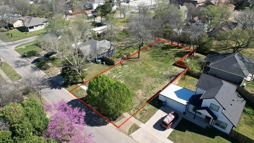 615 S Maxey Street Property Photo