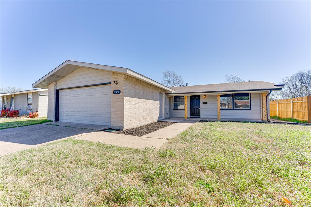 2326 Nottingham Drive Property Photo