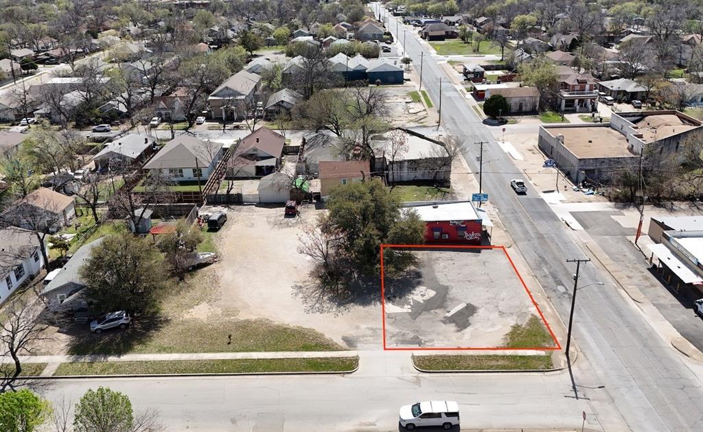 1701 Vaughn Boulevard Property Photo
