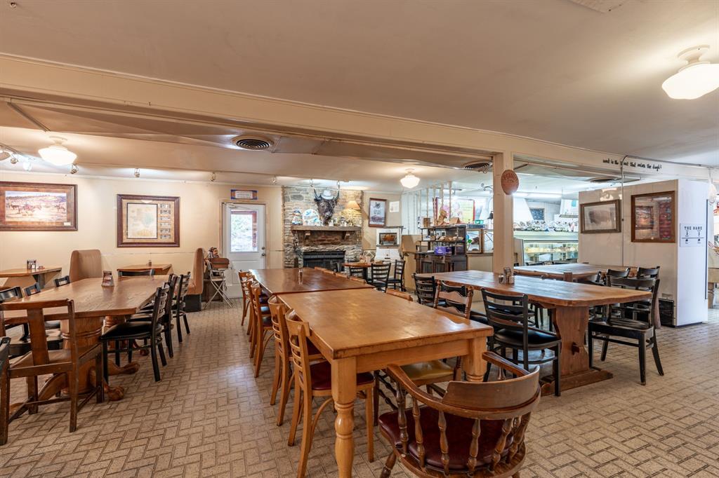 3408 N Us Highway 281 Property Photo 14