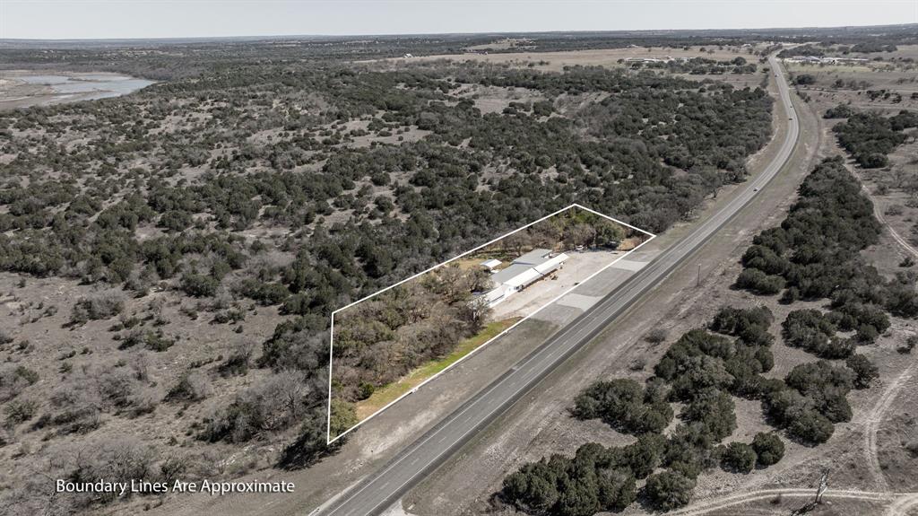 3408 N Us Highway 281 Property Photo 38