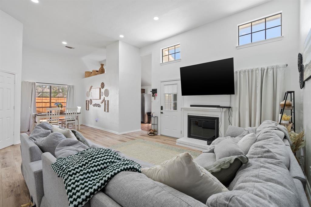 Lancaster Real Estate Listings Main Image