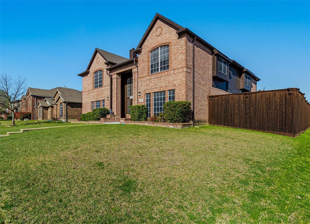 111 Lanshire Drive Property Photo