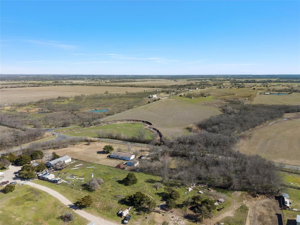 3725 Bluhm Road Property Photo 7