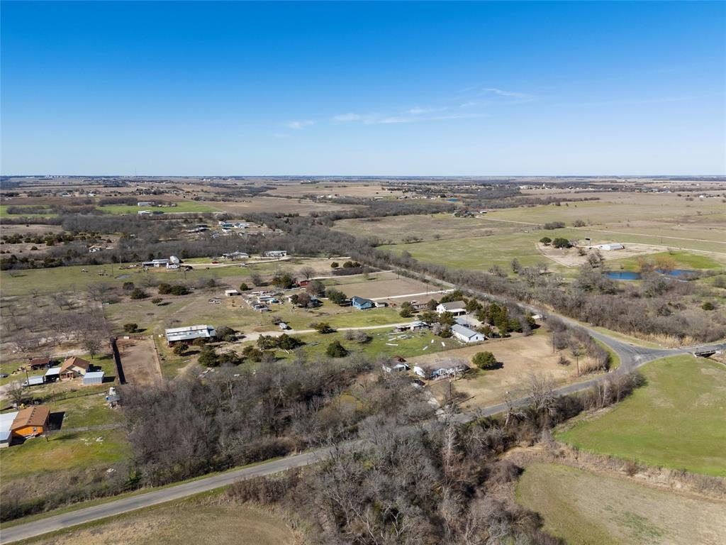 3725 Bluhm Road Property Photo 8