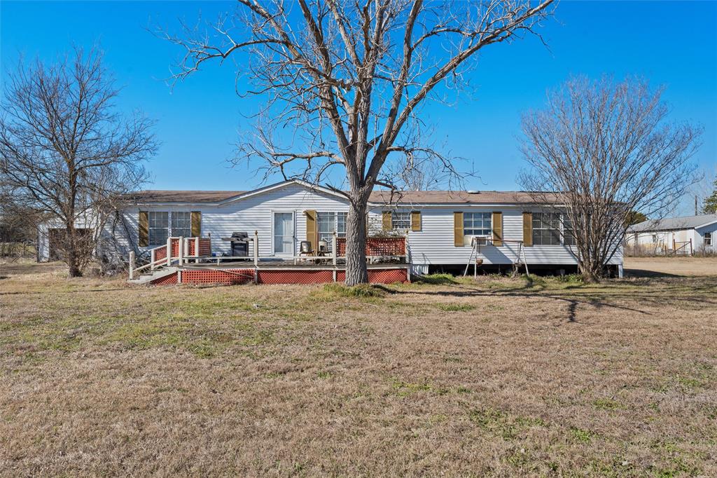 3725 Bluhm Road Property Photo 11