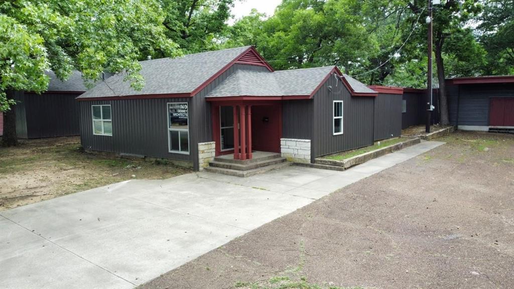 740 24th Street Property Photo