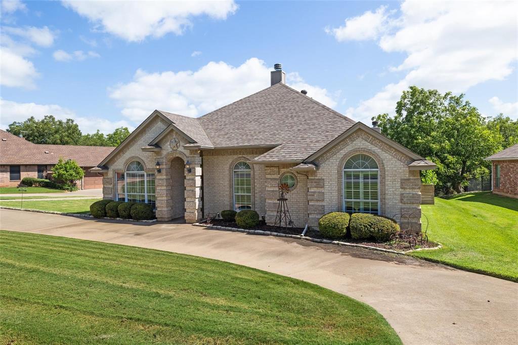 8110 Ravenswood Road Property Photo