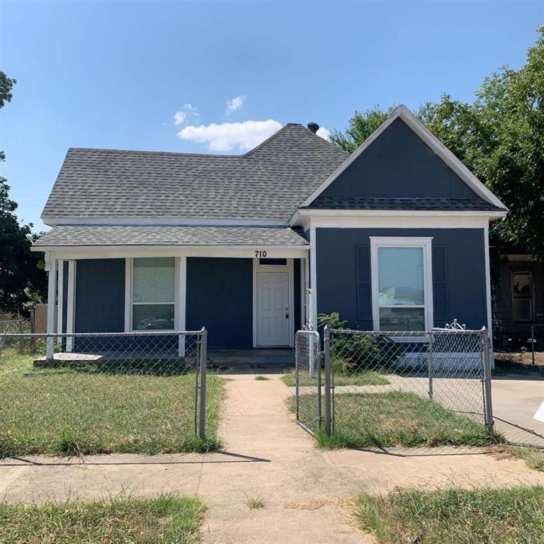 710 W Owing Street Property Photo