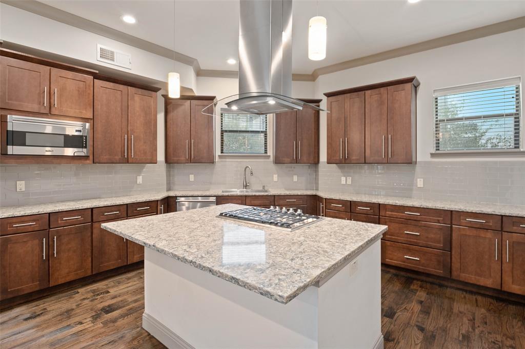 1021 Pavillion Avenue Property Photo