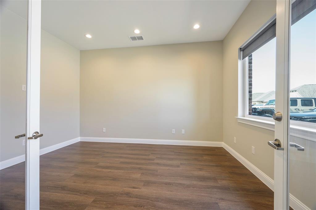 2601 Little Elm Parkway Property Photo 4
