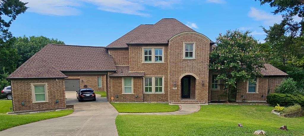 1700 Windmill Circle Property Photo 1
