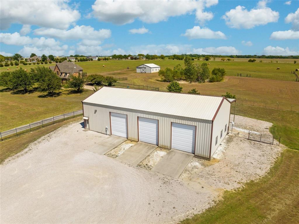 2243 Weston Road Property Photo