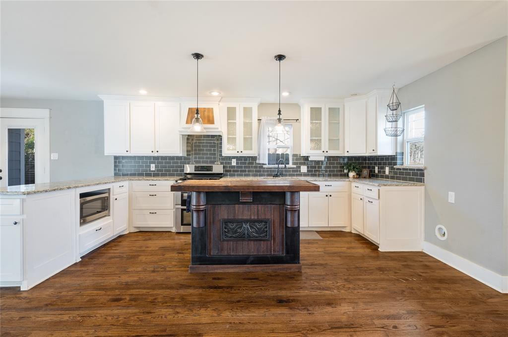 2524 Watauga Road Property Photo
