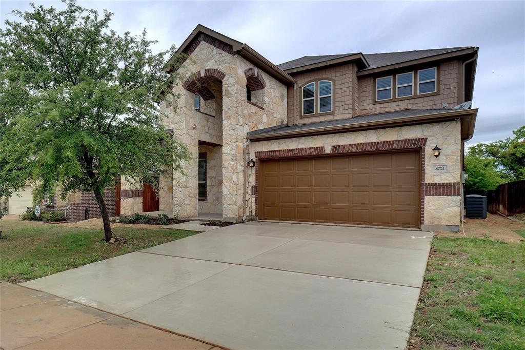 8721 Maple Ridge Trail Property Photo