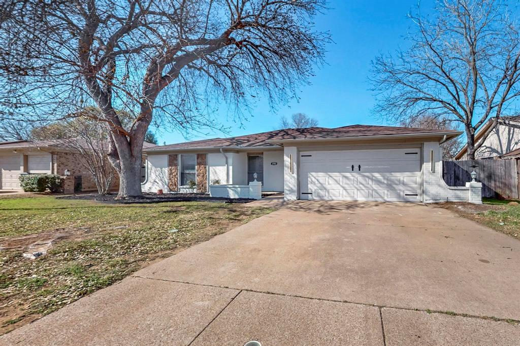 3703 Firethorn Drive Property Photo
