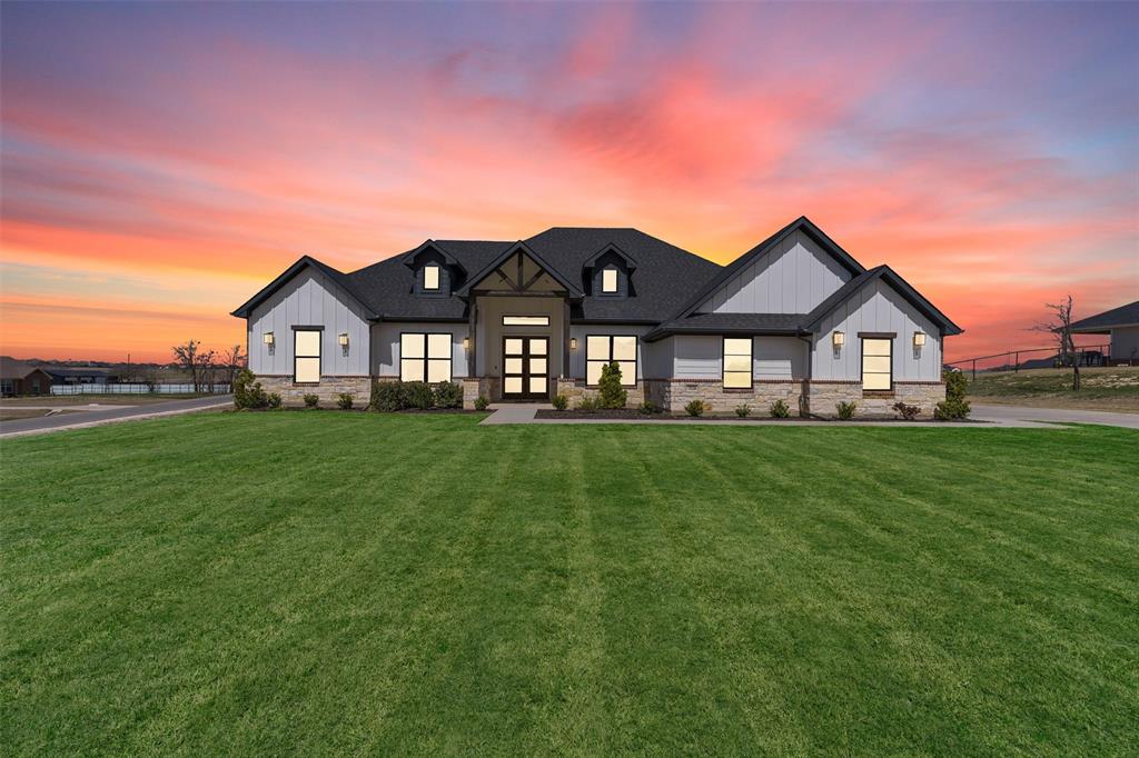 7124 Todd Court Property Photo