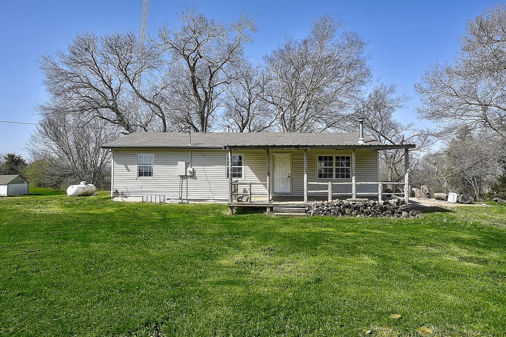 2281 Carpenters Bluff Road Property Photo