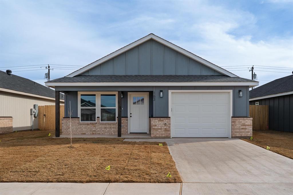 163 Tombstone Road Property Photo