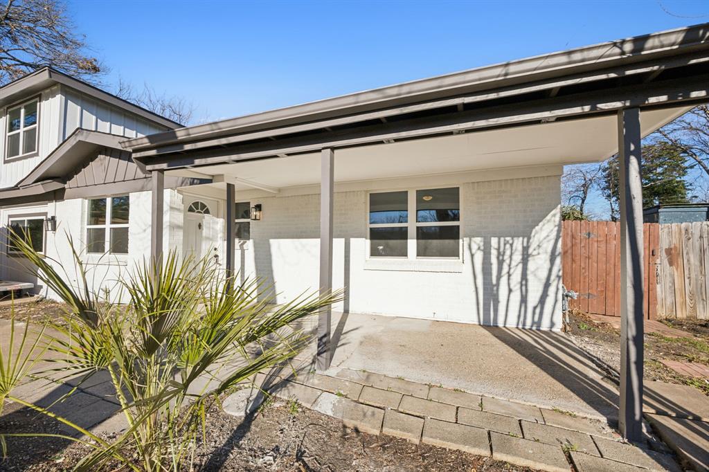 5124 Laurel Lane Property Photo