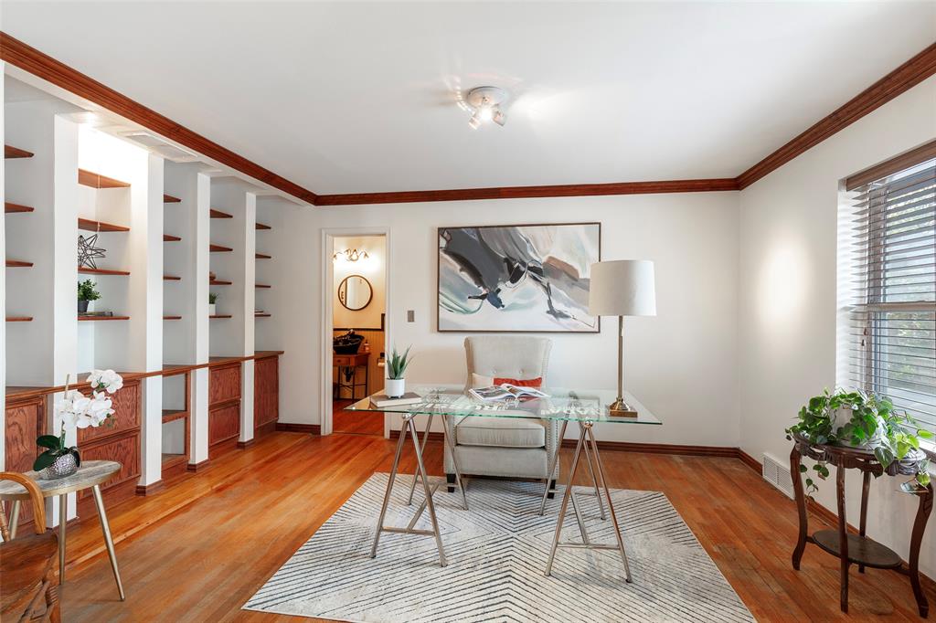 6814 Blackwood Drive Property Photo 6