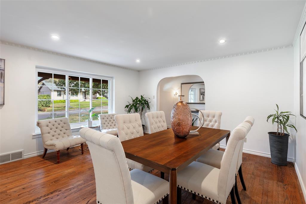 6814 Blackwood Drive Property Photo 7