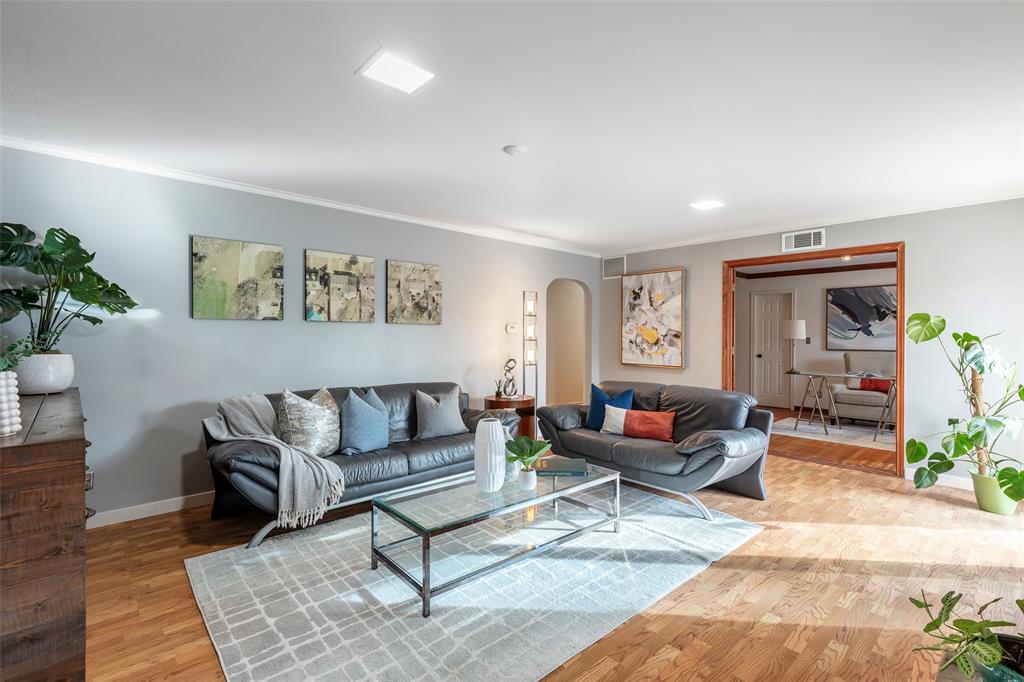 6814 Blackwood Drive Property Photo 11