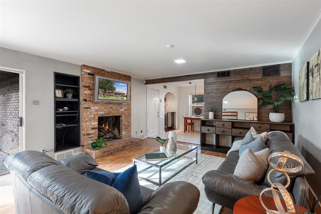 6814 Blackwood Drive Property Photo 16