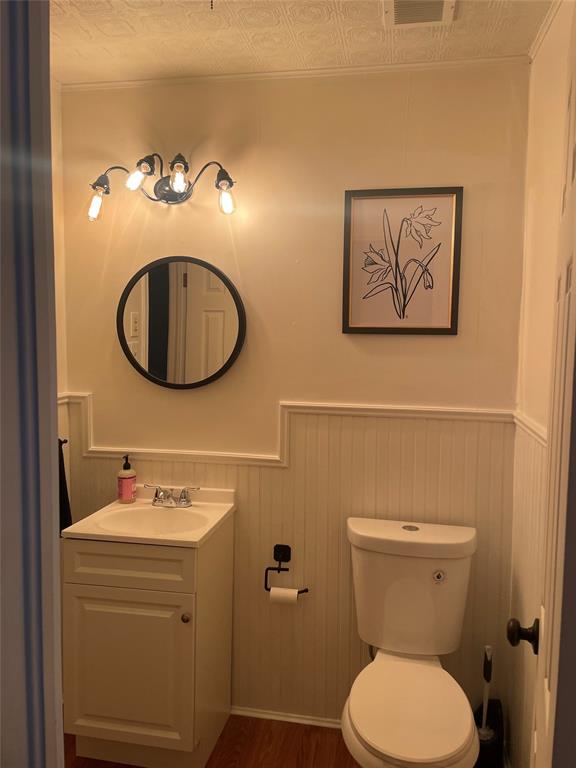 6814 Blackwood Drive Property Photo 25