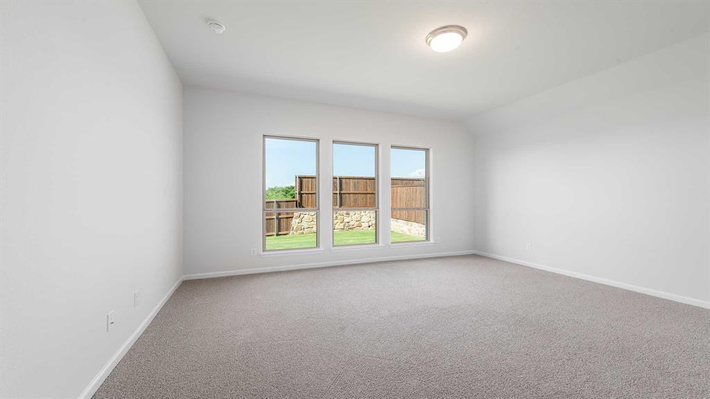 2916 Soaring Hills Drive Property Photo 11