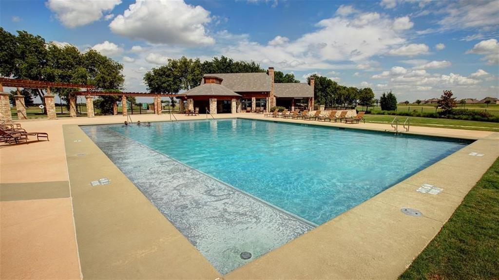 2916 Soaring Hills Drive Property Photo 27