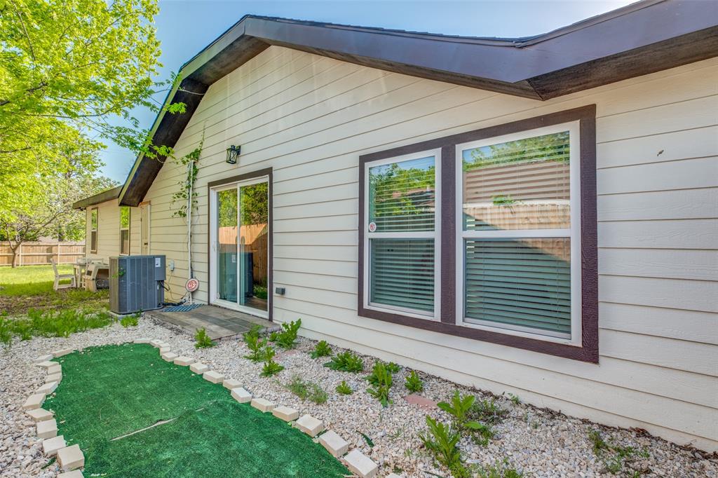 2511 Kingston Street Property Photo