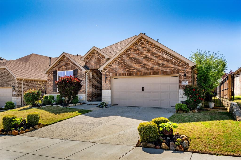 1800 Beacon Beach Way Property Photo