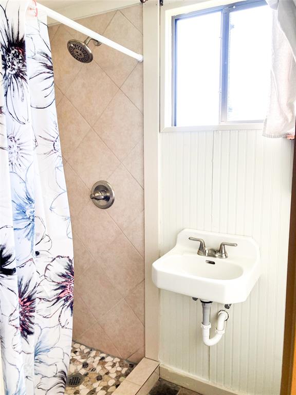 110 County Road 4270 Property Photo 14