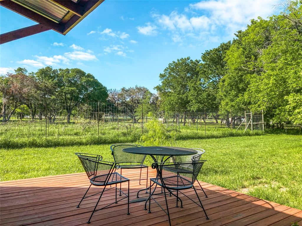 110 County Road 4270 Property Photo 17