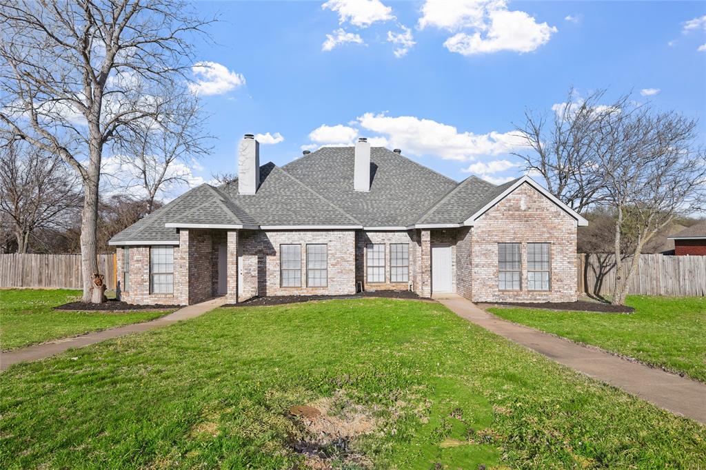 807 Mockingbird Lane Property Photo