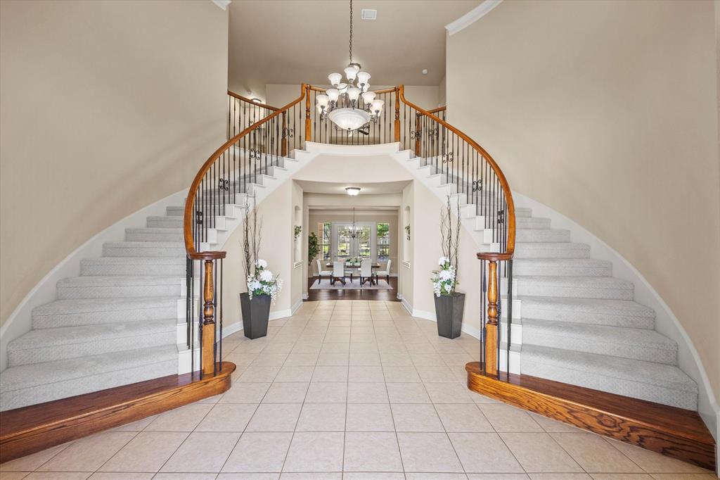 945 Deer Hollow Boulevard Property Photo 1