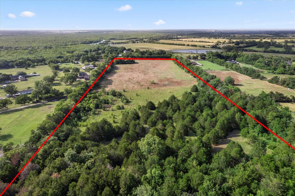 15530 Wiser Road Property Photo 4