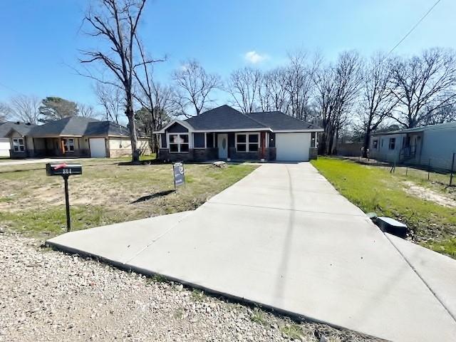 804 Hemlock Drive Property Photo