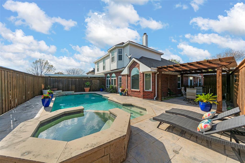 1328 Meredith Drive Property Photo