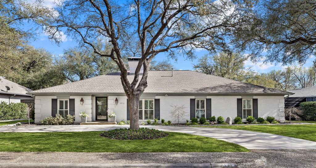 3816 N Versailles Avenue Property Photo